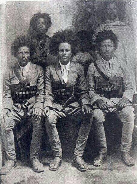 ጥቁር አንበሳ